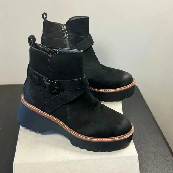 Blondo Giovanni Waterproof Women's Boots size 10 Black nubuck upper - Picture 3 of 13